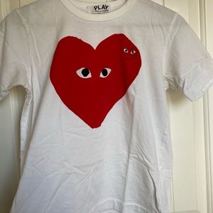 CDG PLAY TSHIRT